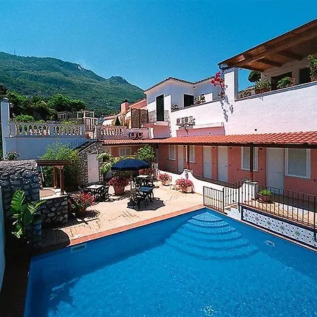Il Nespolo 3* Casamicciola Terme