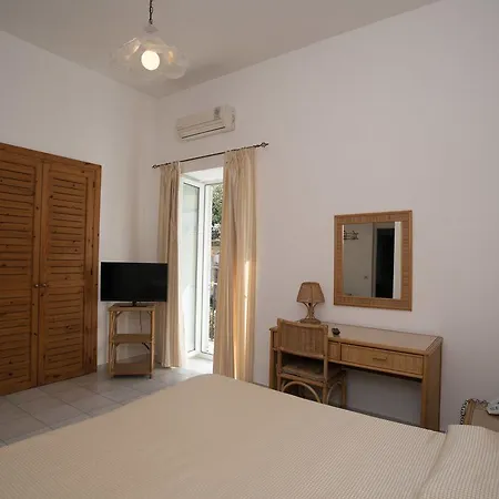 Il Nespolo Hotel 3*